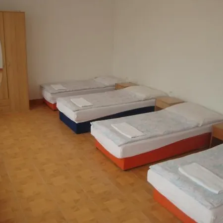 Xaver 3* Blučina